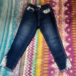 Jordache girls crop jeans size 8.